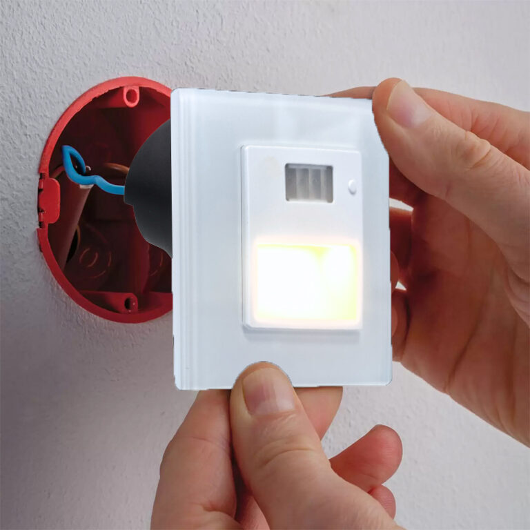 Rome LED wand-trapverlichting CCT switch PIR 1.5Watt WIT vierkant